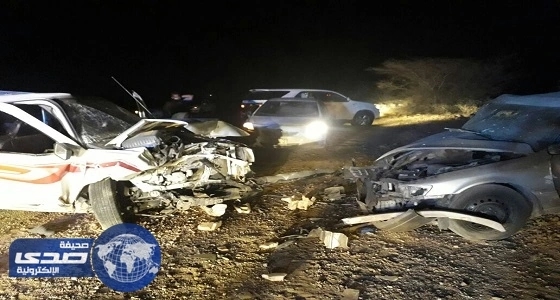 بالصور.. إصابة 6 أشخاص في حادث تصادم مروع بطريق العرضيات