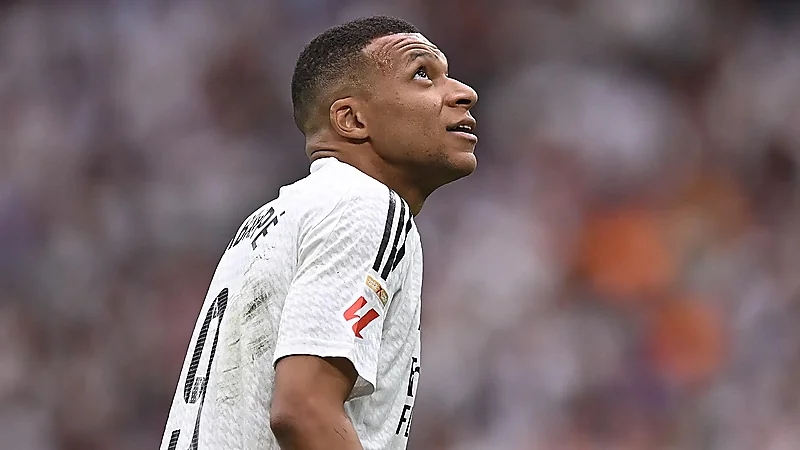 ألونسو يضايق مبابي