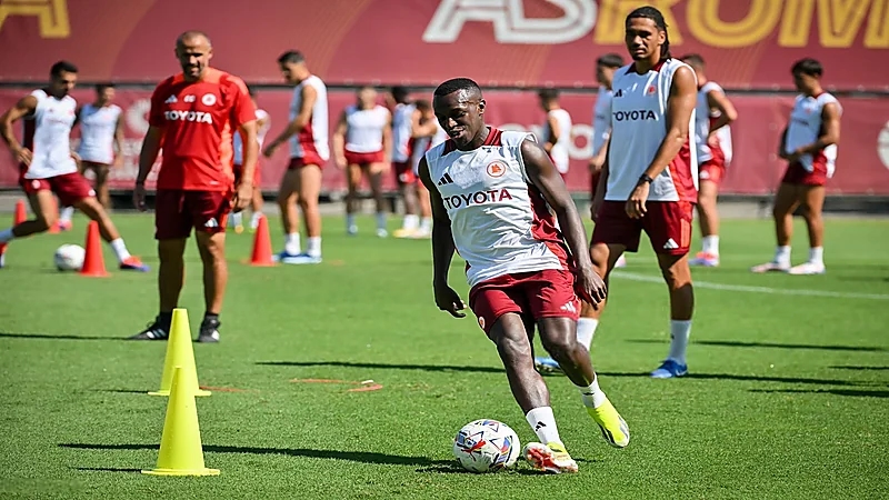 سعود عبدالحميد على مقاعد البدلاء أمام تورينو في الدوري الإيطالي