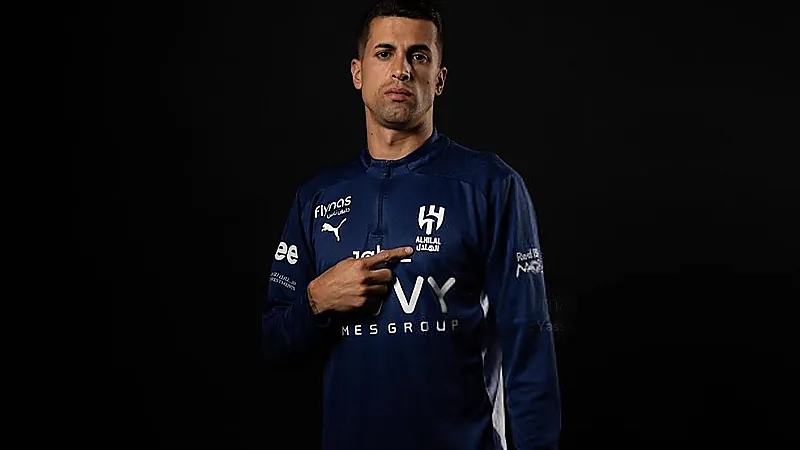 كانسيلو أكثر من مثّل أندية مشاركة في كأس العالم للأندية بعد ارتدائه قمصان ستة فرق