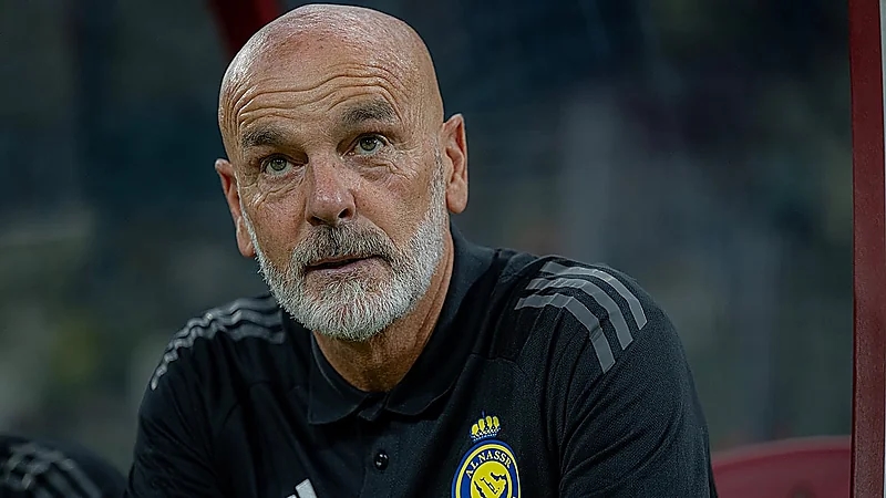 رسميًا.. بيولي يغادر النصر قبل انطلاق الموسم الجديد