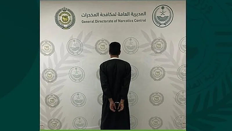 ضبط مواطن لترويجه أقراصا خاضعة لتنظيم التداول الطبي في حائل