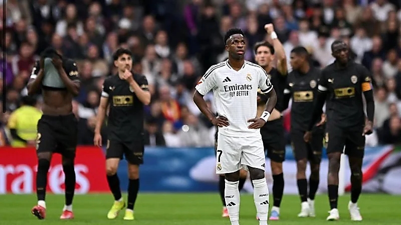 فالنسيا يتغلب على الريال بثنائية