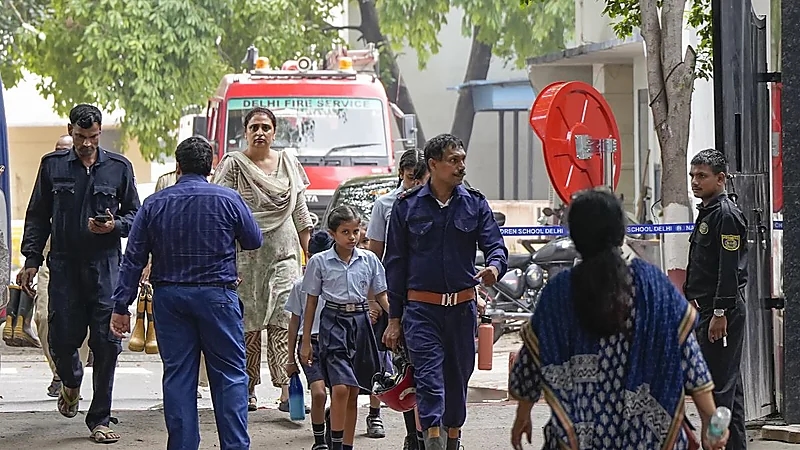 رعب في مدارس الهند.. رسائل إلكترونية تهدد بوجود قنابل
