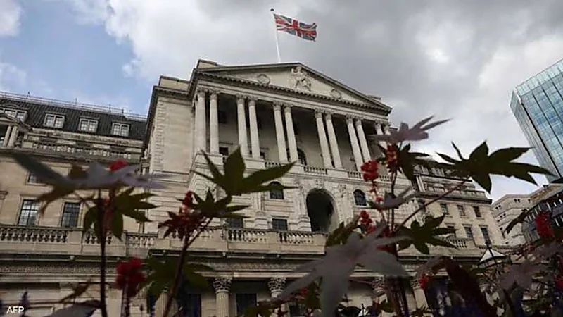 الحكومة البريطانية تتراجع عن قرارها بخفض ضريبة الدخل على الأثرياء