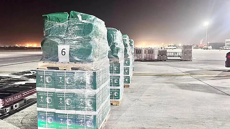 مغادرة الطائرة الإغاثية السعودية السادسة لمساعدة الشعب السوري .. فيديو