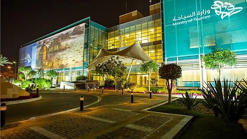 السياحة تضبط 150 مكتبًا سياحيًا مخالفًا