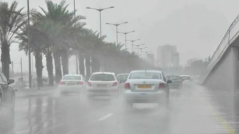 "إدارة الأزمات والكوارث" يدعو لأخذ الحيطة وتجنب مجاري السيول