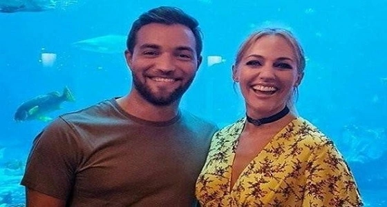 علامة " لايك " تشير إلى انفصال " باسل الزارو " والسلطانة " هويام "