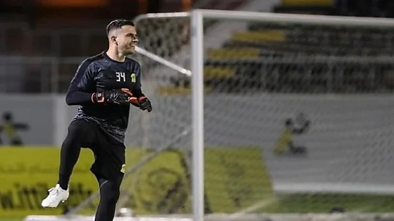 "جروهي" يتعافى من إصابته ليقود الاتحاد في مباراة النصر