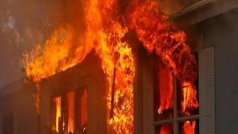 إندونيسيا.. مصرع 13 شخصًا وإصابة 50 آخرين في حريق بمستودع وقود