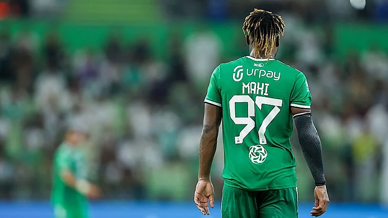 أولمبياكوس يواجه ضغوطًا لحسم صفقة ماكسيمان