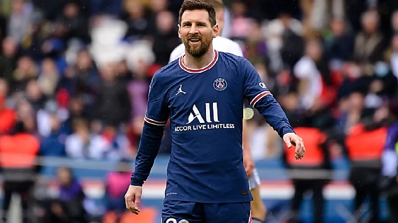 ميسي يسعى للعودة لبرشلونة