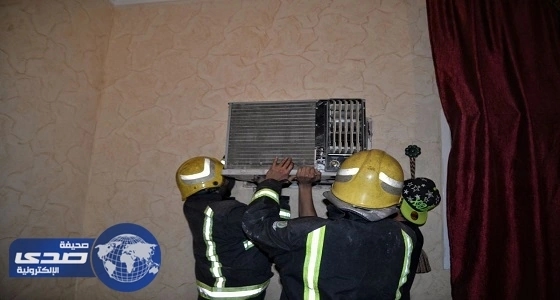 المدني ينقذ مقيم سقط في منور وحدة سكنية بحائل