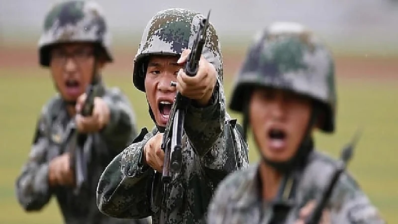 وزير الدفاع التايواني: الحرب مع الصين ستخلف كارثة