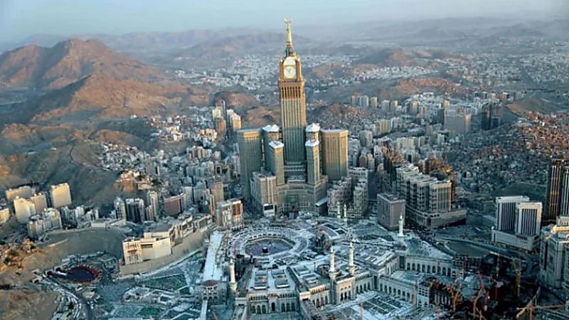 لأول مرة منذ 39 عاما.. مكة تتصدر مدن المملكة بتكرار أيام ارتفاع درجة الحرارة