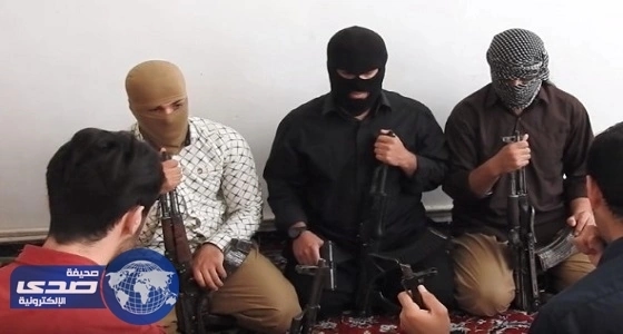 بالصور.. " ضيوف الملك " يودع الحجاج المتعجلين بالورود