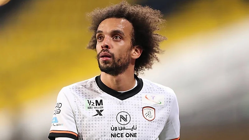 "مارتينيز" يودع رسميًا صفوف الشباب