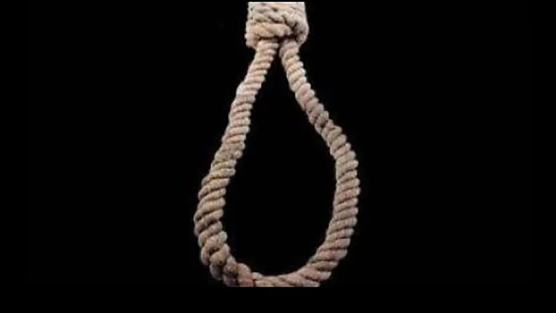 عامل يقتل زوجته ويضلل العدالة بأنها انتحرت