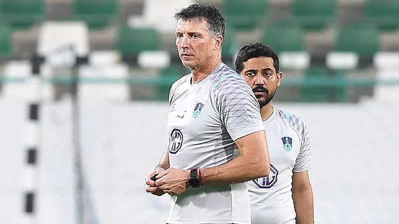 الأهلي يحسم مصير سيبولدي بعد الهبوط لدوري يلو