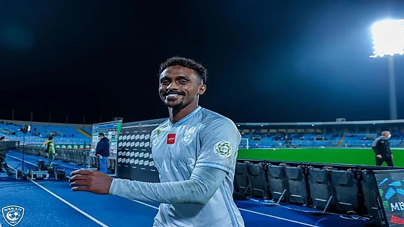 الهلال يؤجل الرد على عروض الطريس والدوسري 