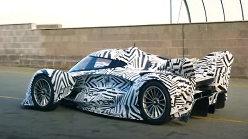 صور.. مواصفات سيارة ماكلارين سولوس GT