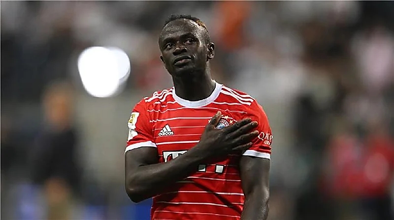 صورة..تمثال صادم لساديو ماني يثير السخرية