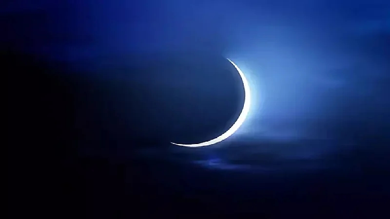 الخضيري يرد على توقعات الفلك الدولي بشأن موعد عيد الفطر