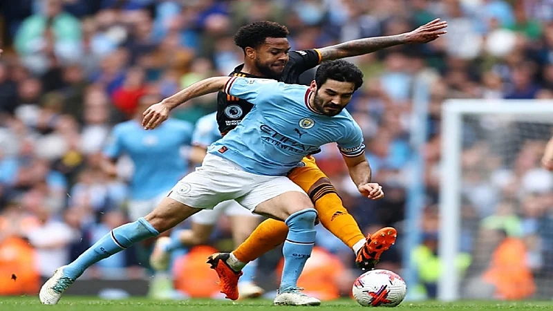 مانشستر سيتي يتخطى ليدز يونايتد بثنائية