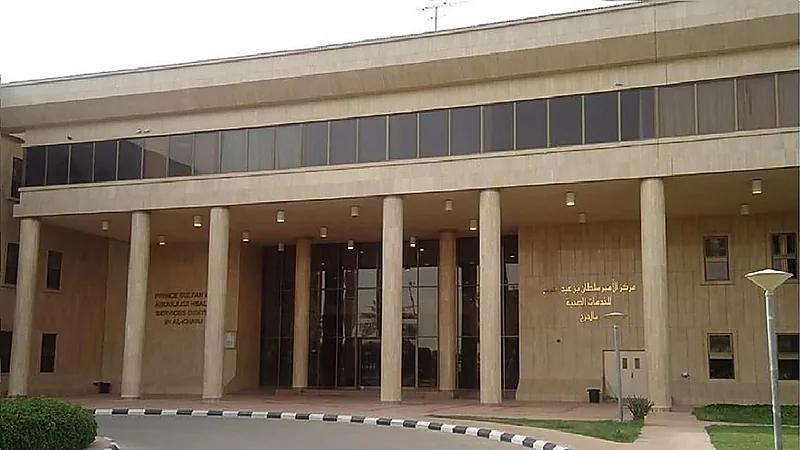 ‏ استخراج بطارية من مريء طفل بالخرج