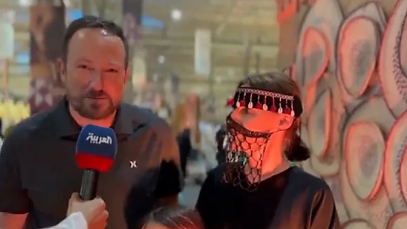 سائحة أمريكية وزوجها: المملكة مكان مميز وعظيم ويستحق الزيارة .. فيديو