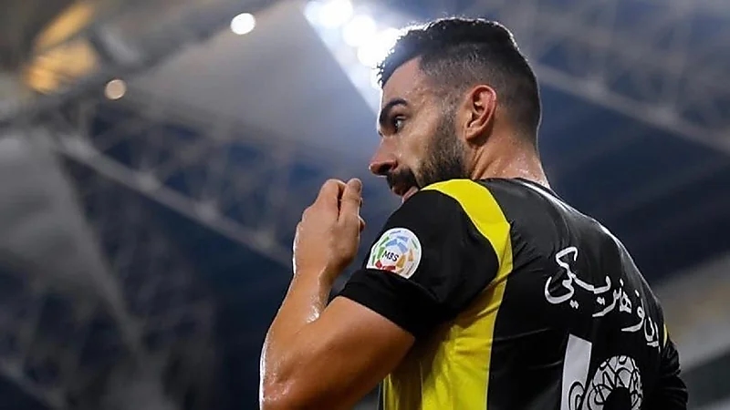 كروزيرو يستهدف ضم هنريكي