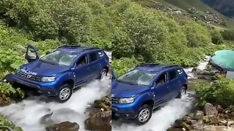 انقلاب مركبة أسرة سعودية في وادي بتركيا.. فيديو