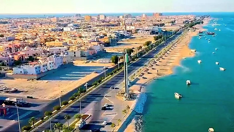 لقطات من تصاميم مقترحة لتطوير شاطئ القوارب في كورنيش ‎الدمام.. صور