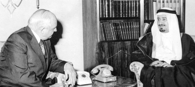 صورة نادرة للملك خالد في السبعينيات الميلادية