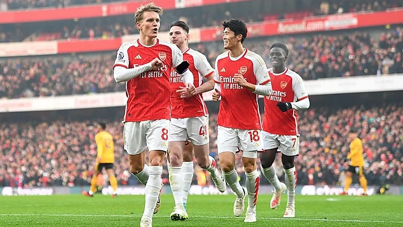 أرسنال يهزم ولفرهامبتون بثنائية 