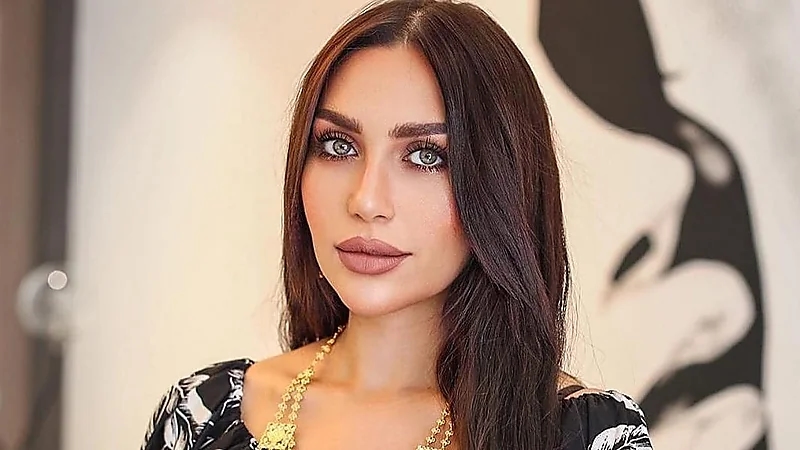 تعرض الدكتورة خلود للانتقاد بسبب إطلالة ابنتها بالعيد