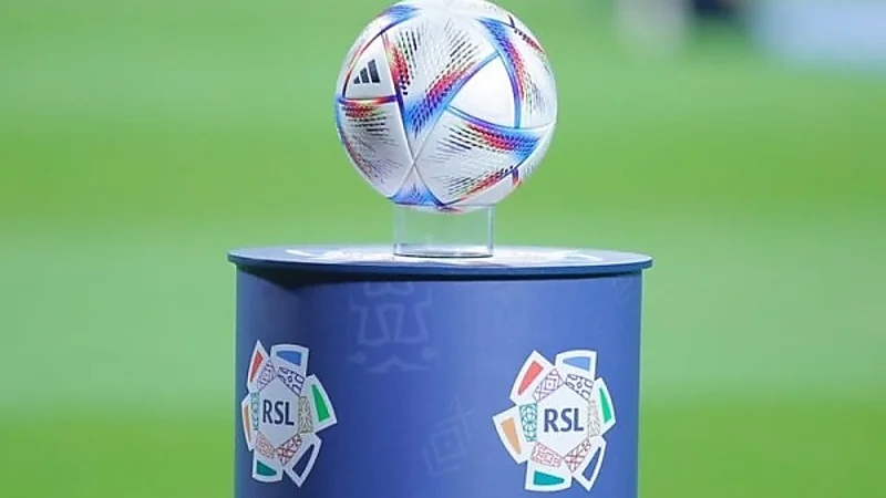 رابطة المحترفين تدرس إنتاج وثائقيات عن أندية روشن