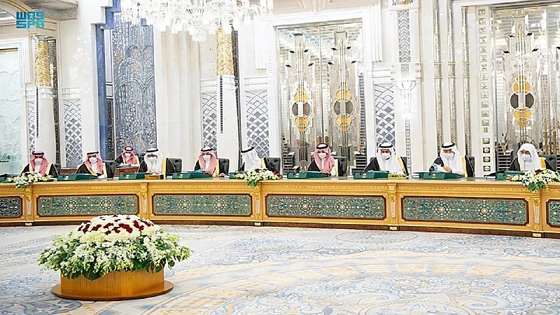 الوزراء يوافق على مسودة الضوابط المعدلة لإعفاء مدخلات الصناعة من الضرائب