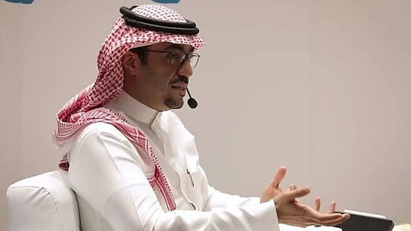 رئيس نادي القادسية يحسم الجدل حول انتقال مورينيو للنادي  ..  فيديو