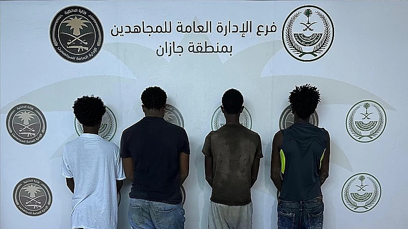 القبض على 4 وافدين لترويجهم مادتي الحشيش والامفيتامين المخدرتين بجازان