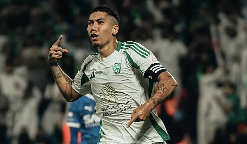 الأهلي يطيح بفيرمينو محليًا ويعوضه بجالينو