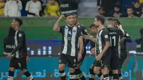حمدالله يرد على جماهير النصر بإشارة مثيرة بعد هدفه.. فيديو