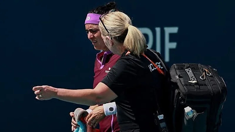 الإصابة تجبر أنس جابر على الانسحاب من بطولة ميامي