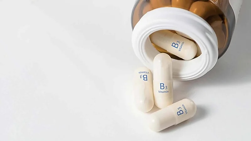 تحذيرات طبية من استخدام فيتامين B3 لعلاج الكوليسترول: مخاطره تفوق فوائده