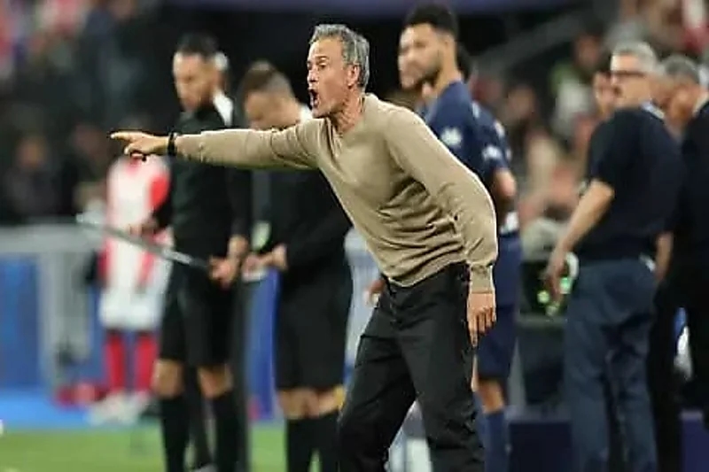 لويس إنريكي يصنع التاريخ مع باريس سان جيرمان