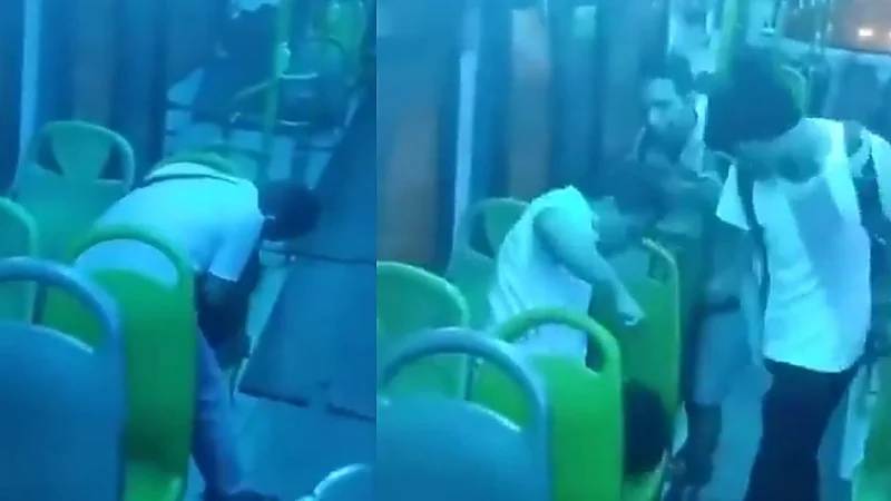 لحظة ضبط ركاب حافلة لصاً حاول سرقتهم في الإكوادور.. فيديو