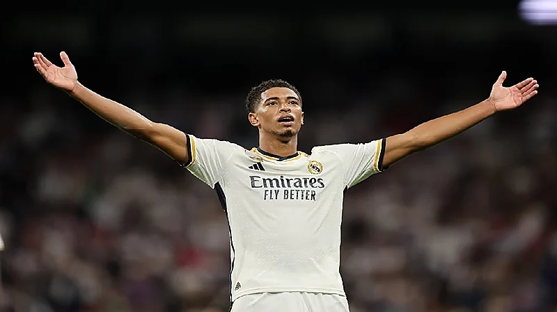 بيلينغهام يخضع لجراحة في الكتف