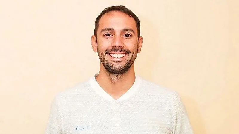 بويكاسا يغادر الهلال