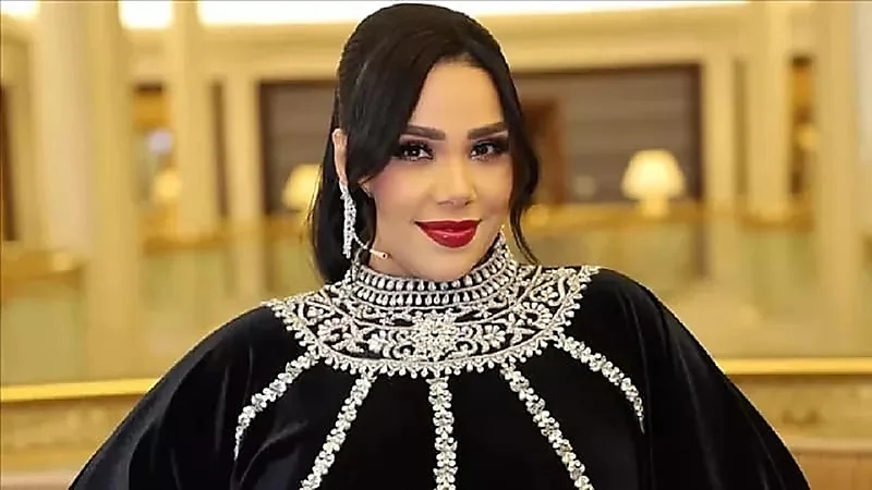 نجاة شيماء سيف بأعجوبة من حادث سير مروع